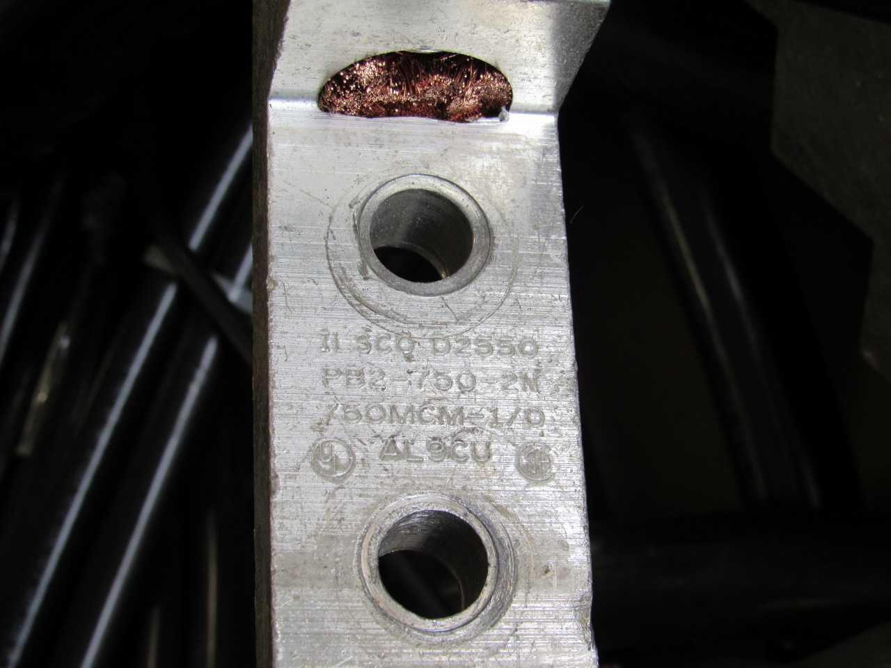 Eaton Wire Lugs - ELECTRICAL COMPONENTS