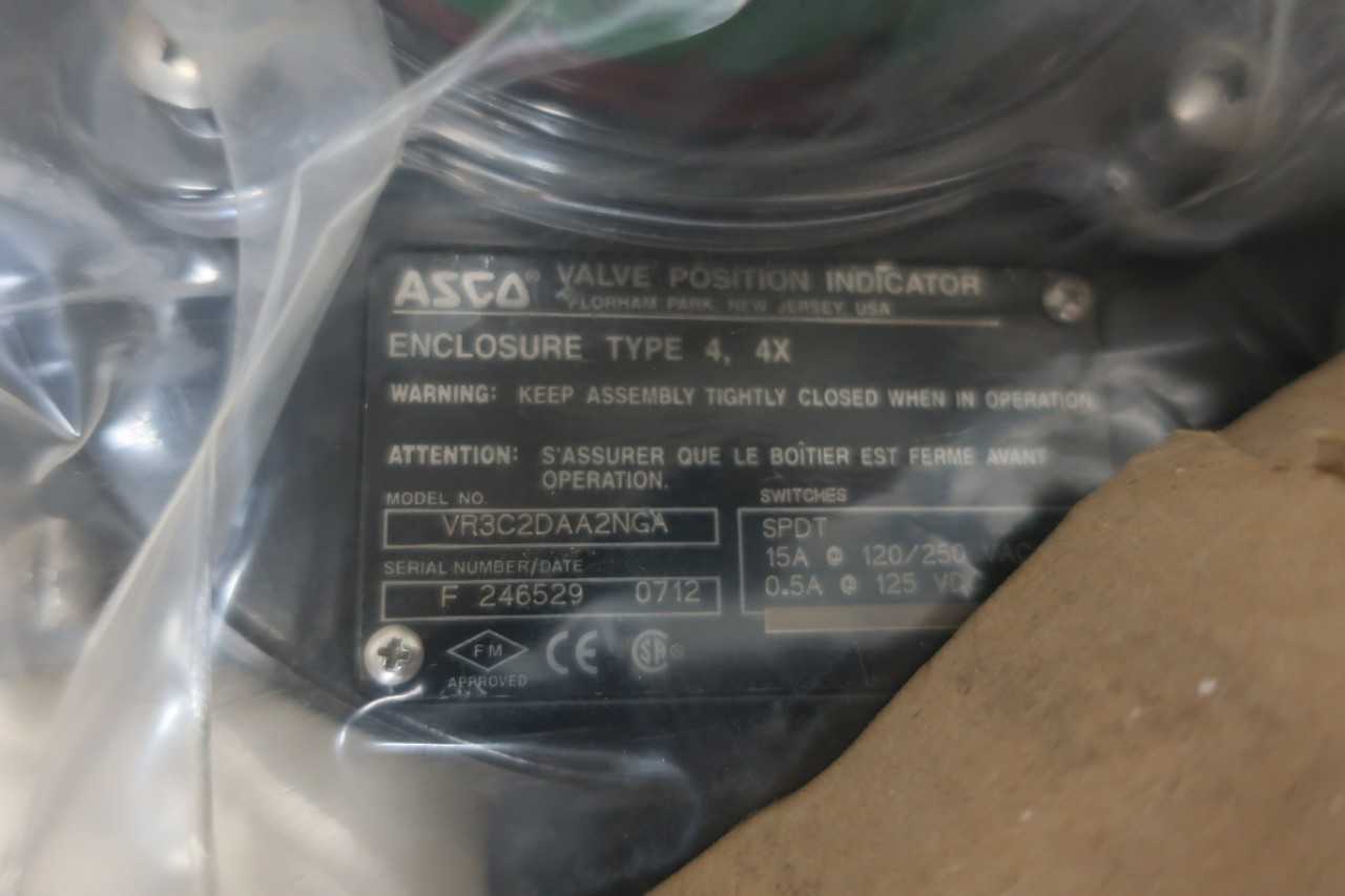 4 PALLETS OF ASSORTED VALVES - VALVES