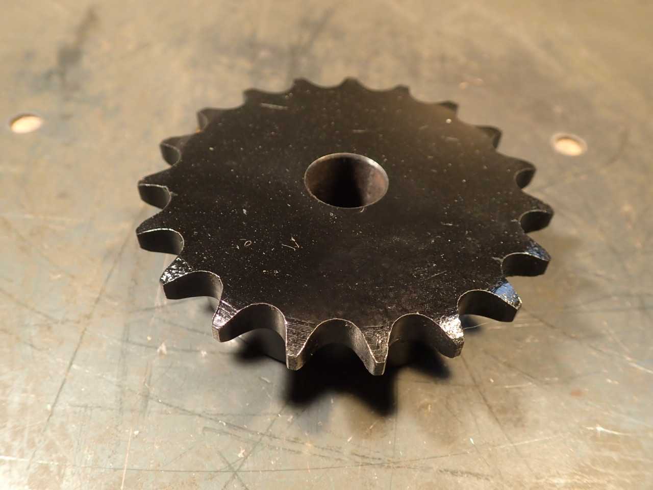 Browning 40B19 #40 Chain Sprocket: 19-Tooth, 5/8" Bore 3.3" OD NOS New Old Stock - ROLLER CHAIN