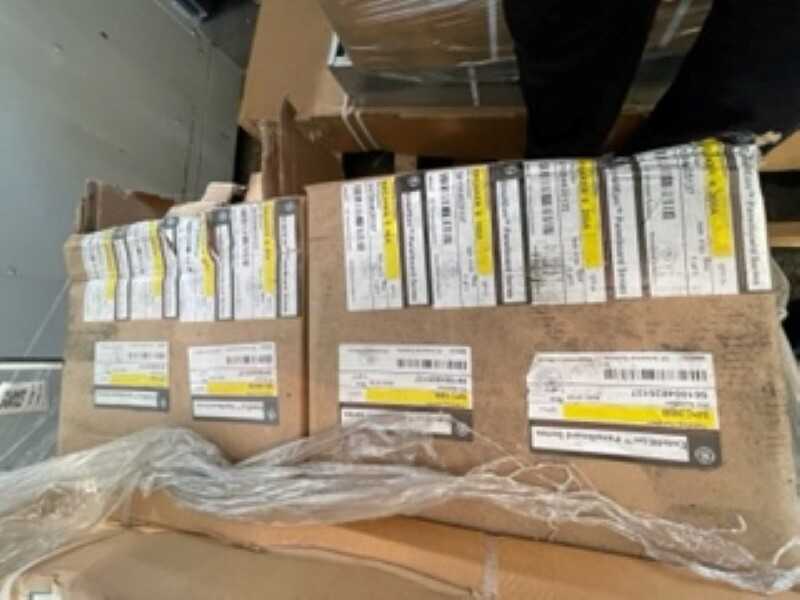 GE Panelboard Series Circuit Breakers and Front Kits for Power Panelboards - ELECTRICAL COMPONENTS