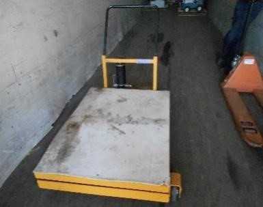 Mobile Elevating table for tools - ELECTRIC POWER TOOLS