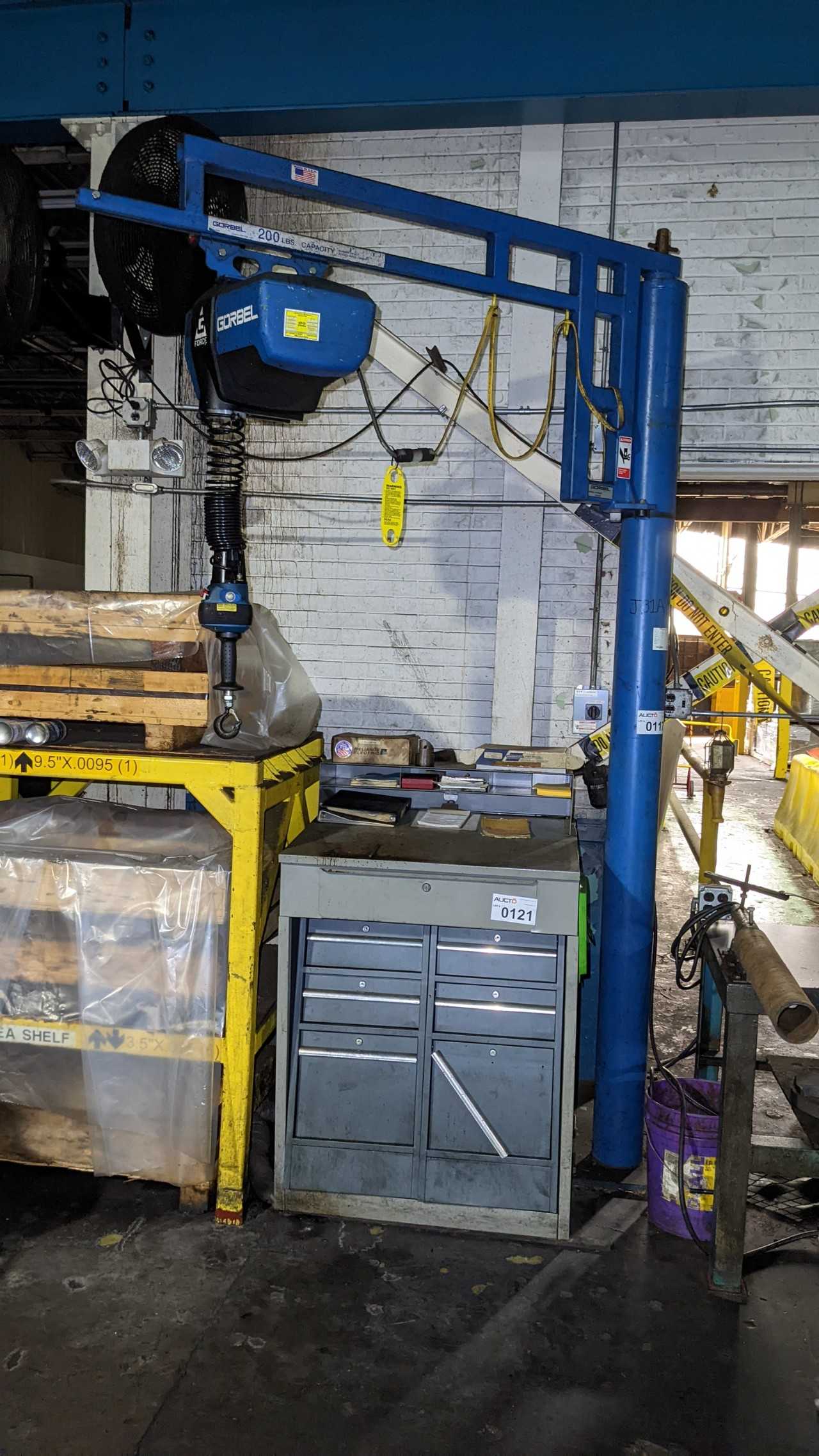 250lbs jib with 250lb capacity demag hoist - LIFTING EQUIPMENT 250lbs jib with 250lb capacity demag hoist - LIFTING EQUIPMENT