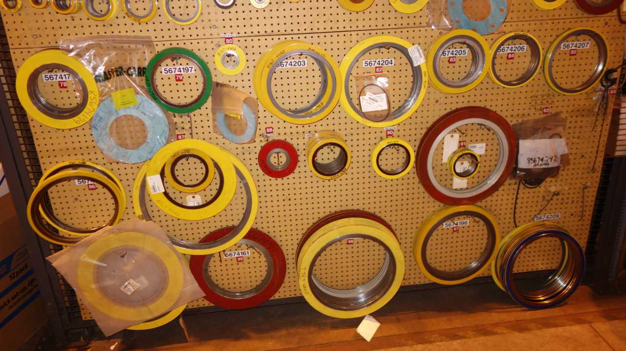 WALL OF ASSORTED GASKETS, SEALS - POWER TRANSMISSION