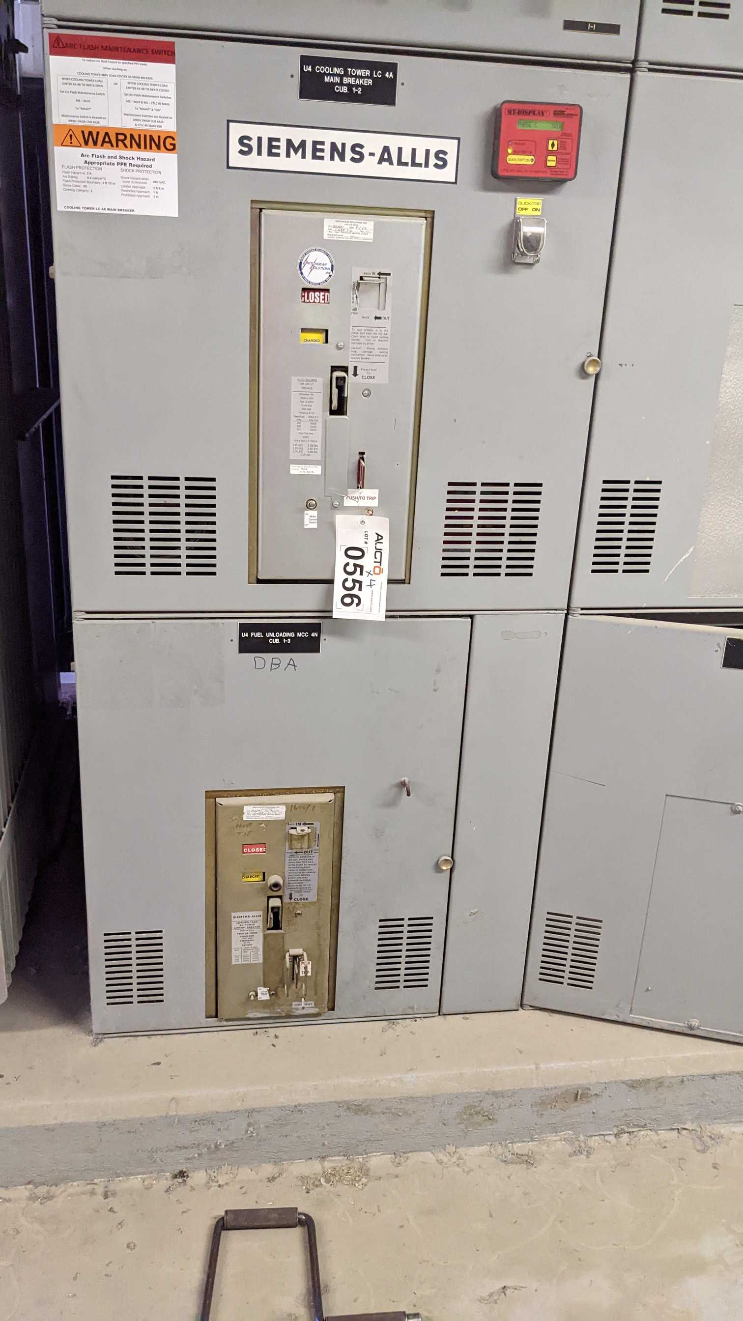 LOT OF 4 SIEMENS LOW-VOLTAGE CIRCUIT BREAKERS - CIRCUIT BREAKERS