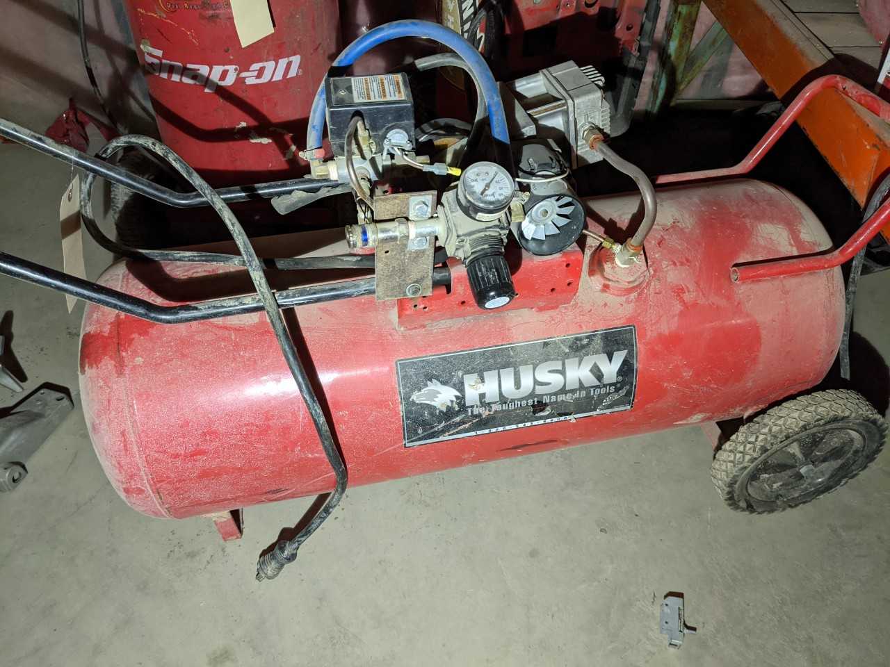 Huskey Air Compressor - AIR COMPRESSORS