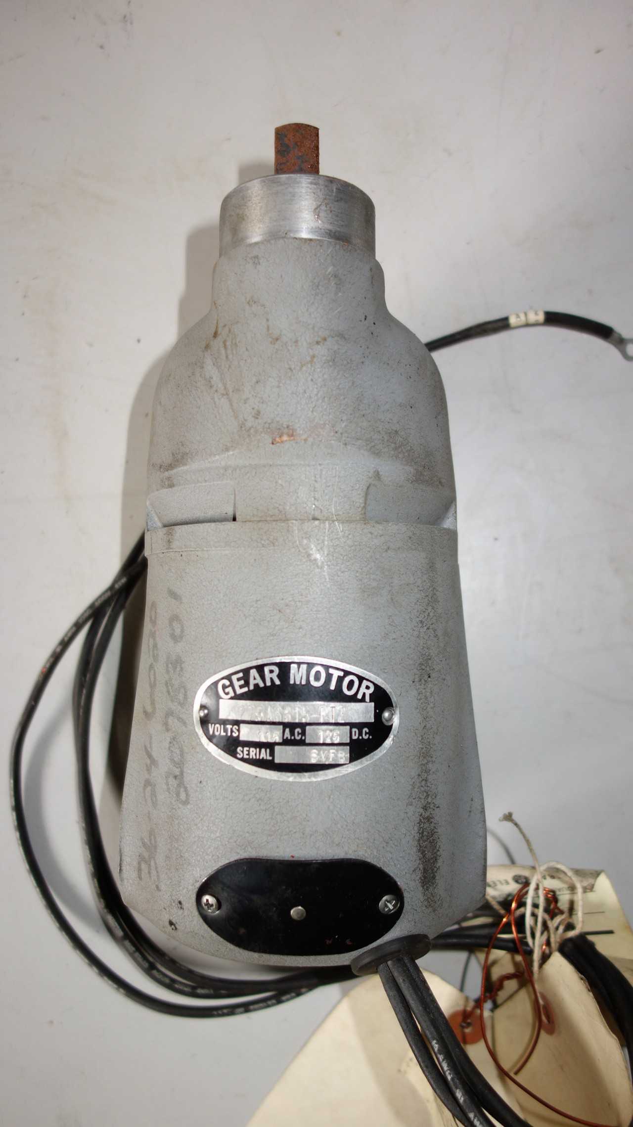 275A6815-PT2 115V-AC 125V-DC GEAR MOTOR - ELECTRIC MOTORS