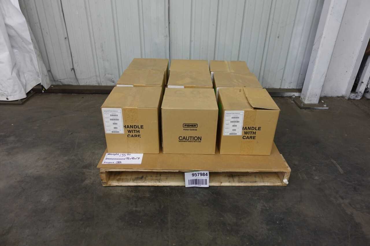 LOT OF 9 FISHER FS2516-8 RECEIVERS/CONTROLLERS - CONTROL VALVE