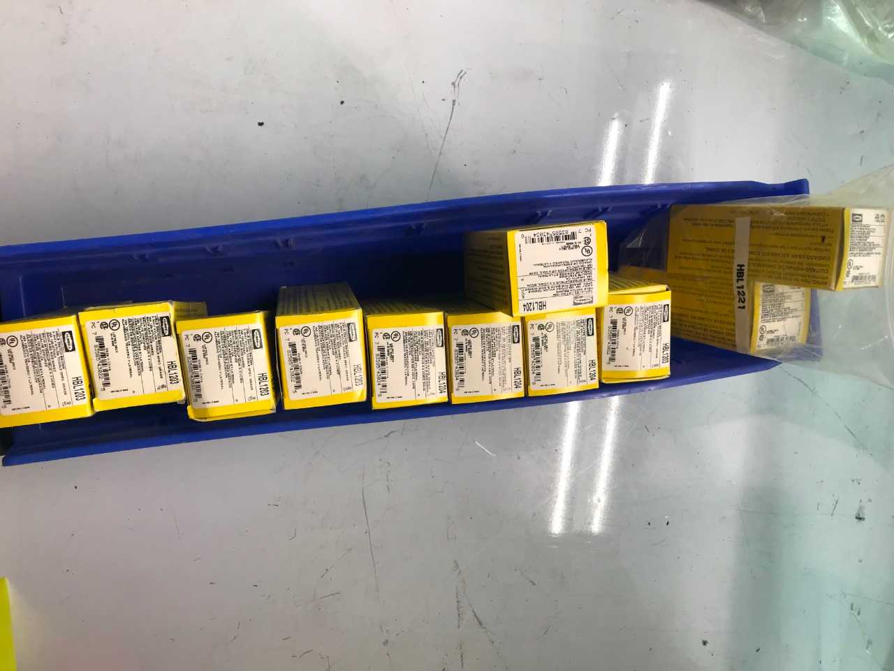 HUBBELL ELECTRICAL SWITCHES (QTY 11) - ELECTRICAL COMPONENTS