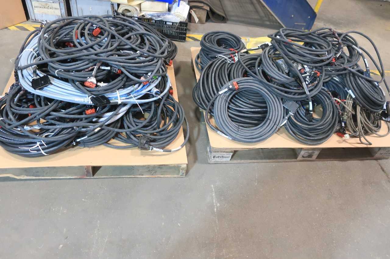 2 PALLETS OF ASSORTED ELECTRICAL CABLE-WIRE CONTROLS, NKTU11-015 INFI 90 15FT 300V-AC CORDSET CABLE, P31217-M2 4P M/F 2M CORDSET CABLE- ABB, AMPHENOL - ELECTRICAL COMPONENTS