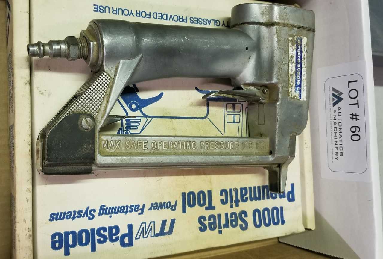 Staple Gun - PNEUMATIC POWER TOOL Staple Gun - PNEUMATIC POWER TOOL