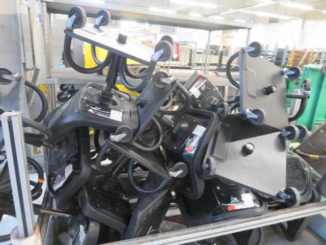 Chairs and (2) Metal Carts, (lot) - MISCELLANEOUS