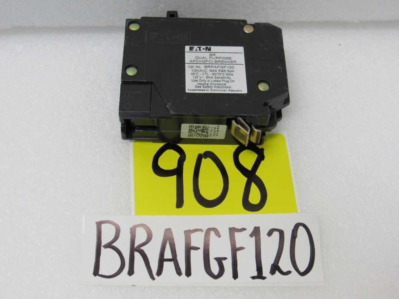 Eaton Circuit Breakers - CIRCUIT BREAKERS