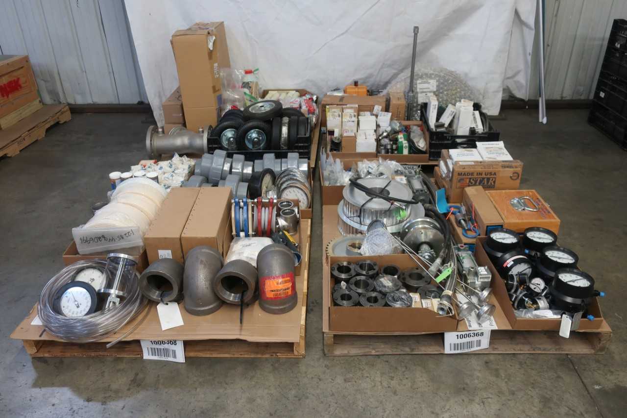 4 PALLETS OF ASSORTED MISCELLANEOUS INDUSTRIAL SURPLUS - ELECTRICAL COMPONENTS