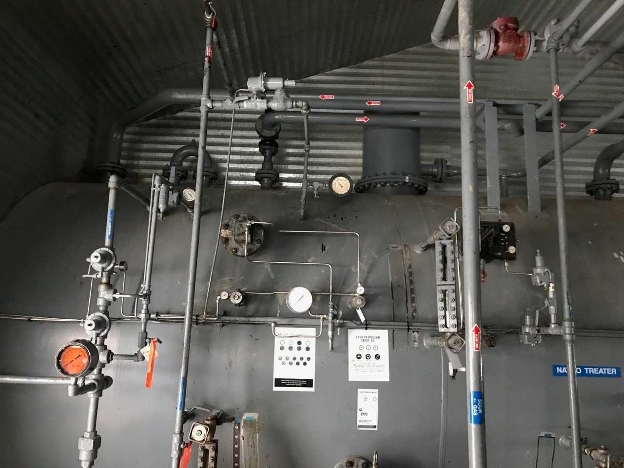 NATCO 8 X 20 75 PSI Treater with Multi-well inlet - PALLET JACKS