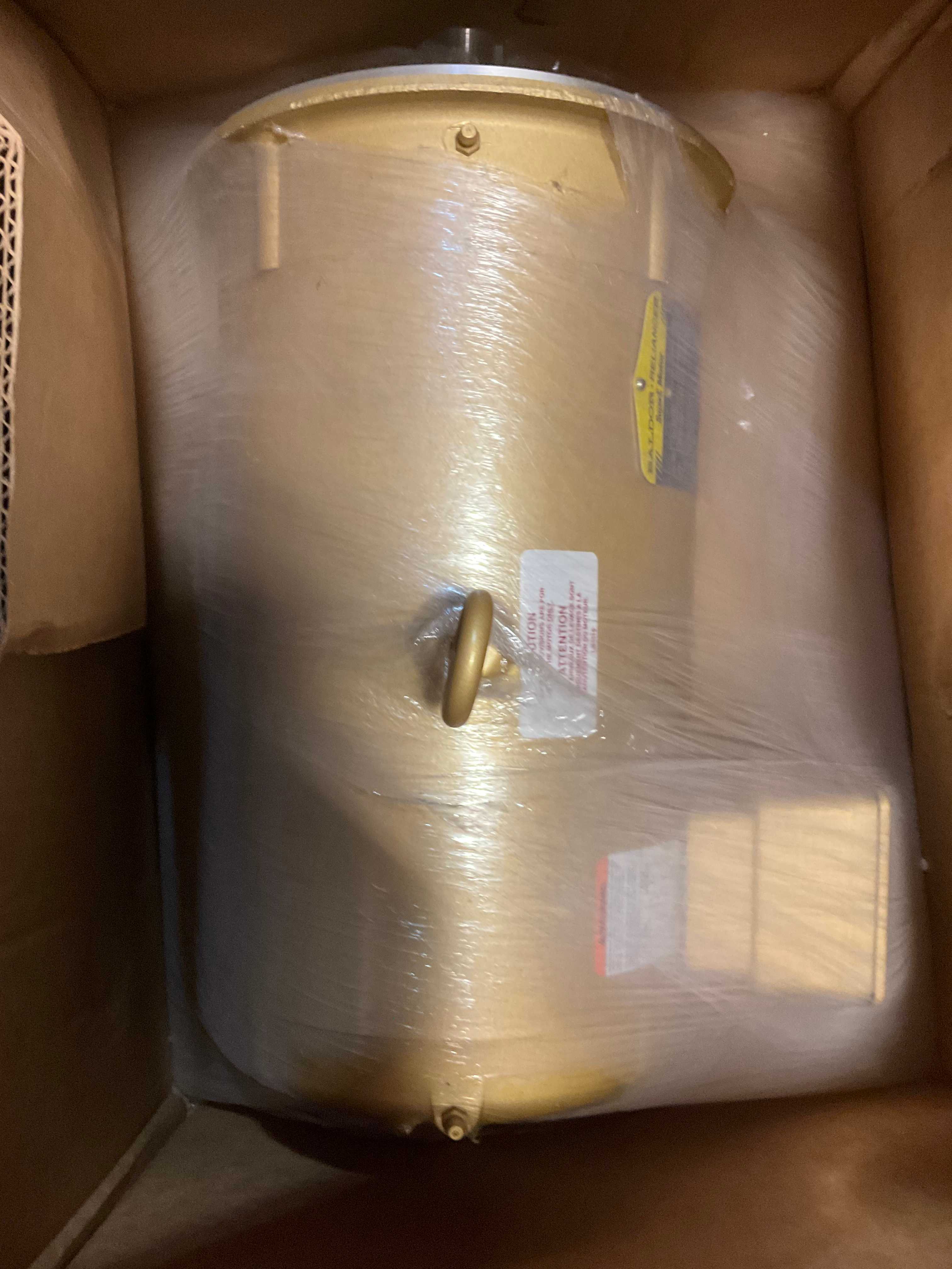 BALDOR RELIANCE SUPER E AC MOTOR - AC MOTOR