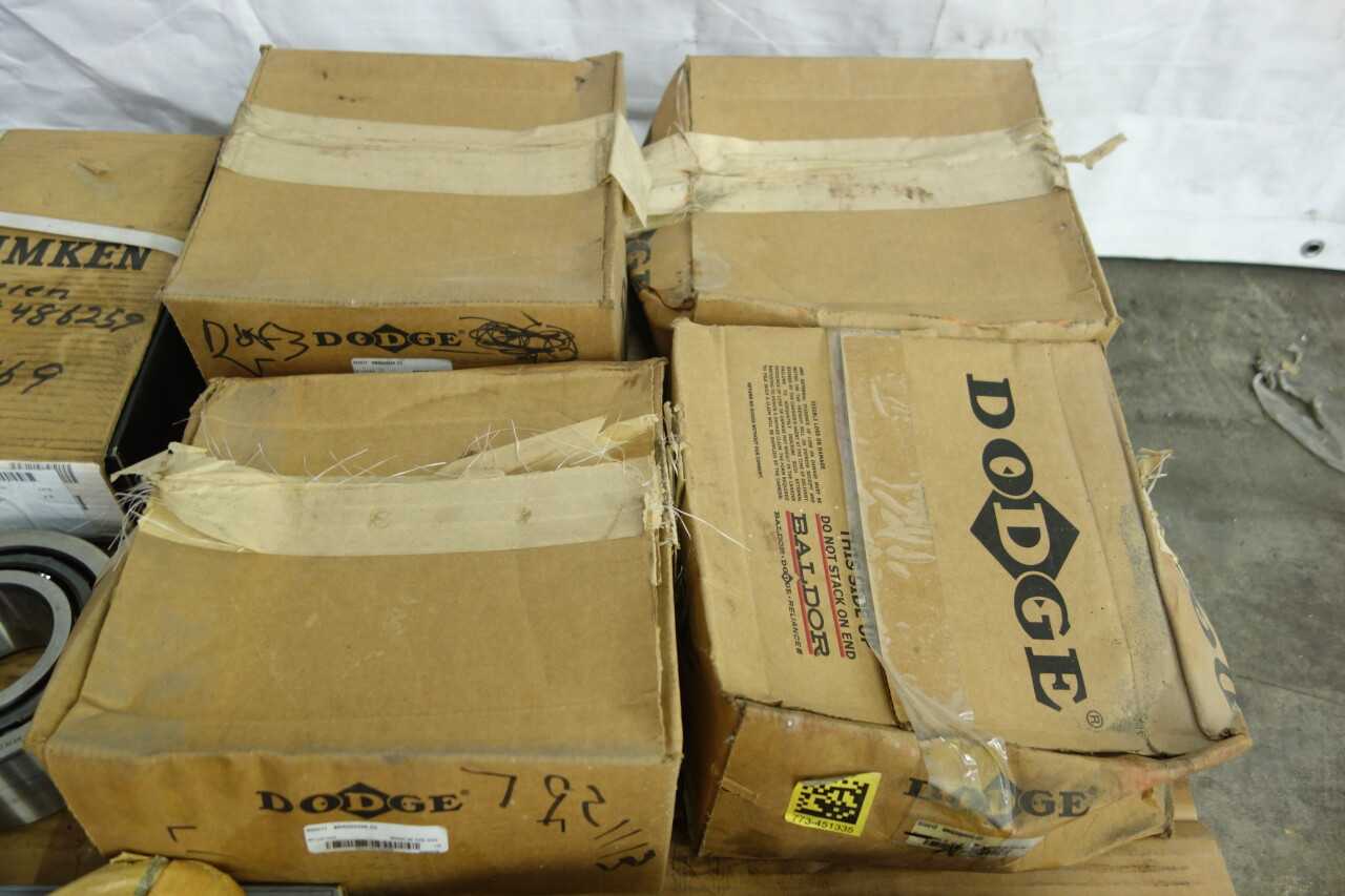 PALLET OF ASSORTED ROLLER BEARINGS - BEARINGS