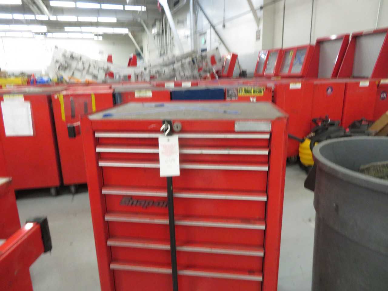 7 Drawer Tool Box Snap On - MISCELLANEOUS