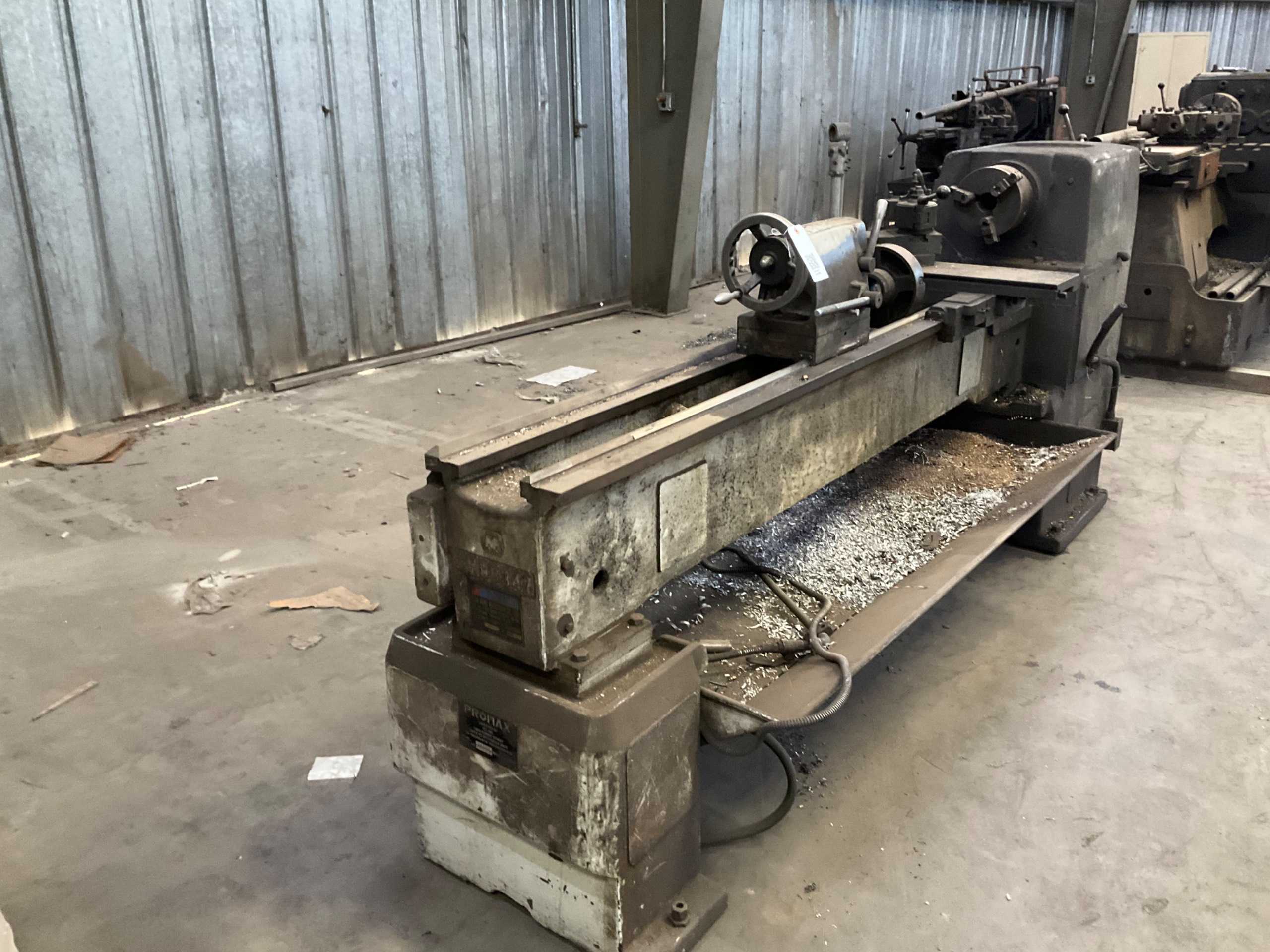 1999 PROMAX LG1767 MANUAL LATHE