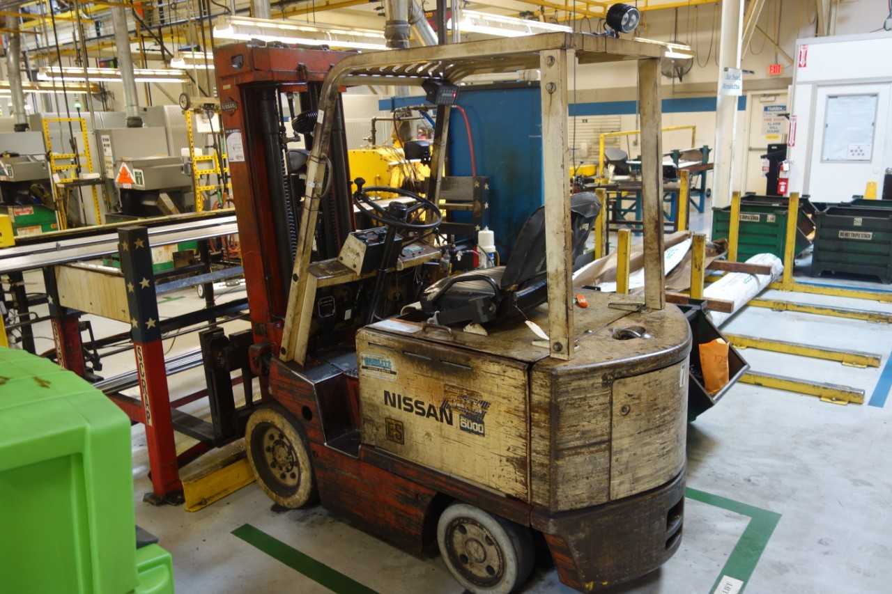 1980 Nissan CYB02L30RS Electric forklift, 5150lb capacity (DELAYED REMOVAL) - FORKLIFTS