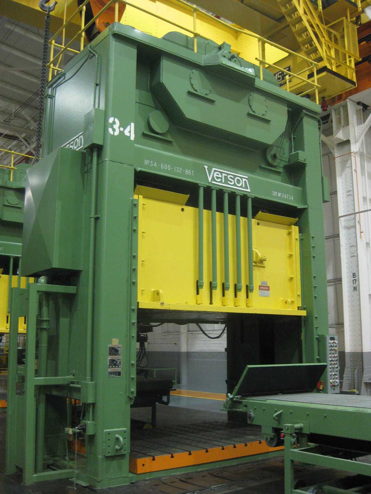600 ton Verson Press 3-4 - PRESSES