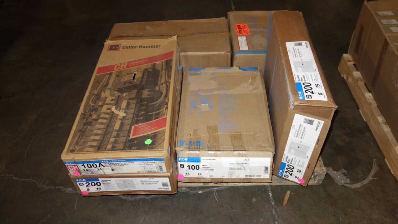 1 PALLET OF EATON 100A, 200A METER SOCKET BREAKER PANELS - CIRCUIT BREAKERS