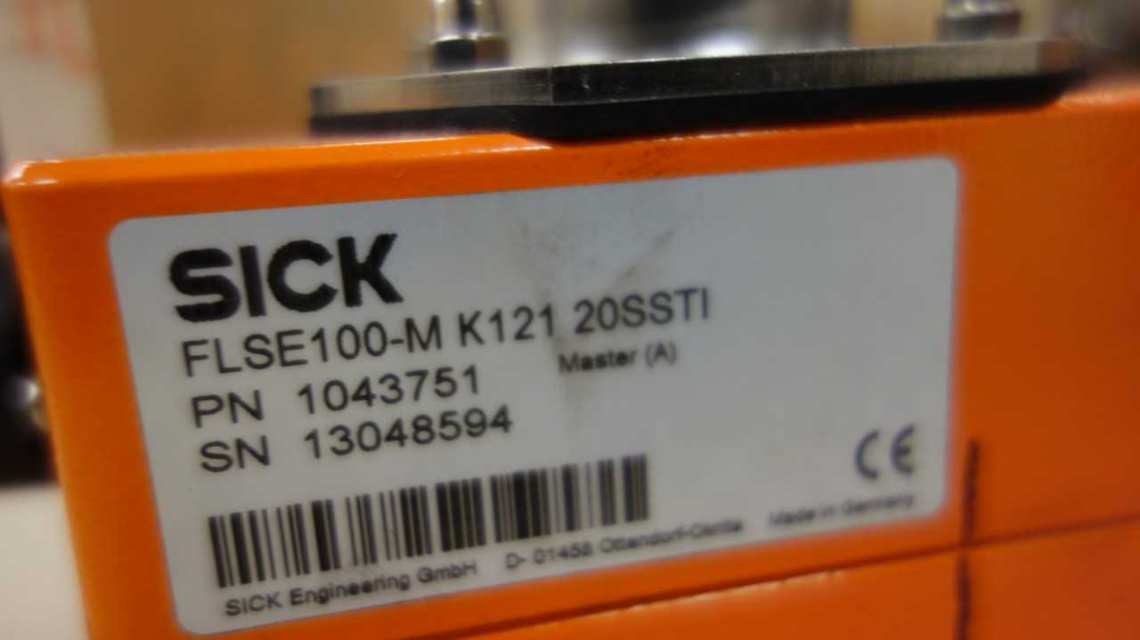 LOT OF 4 SICK FLSE100-M GAS FLOW RATE TRANSMITTER - INSTRUMENTATION