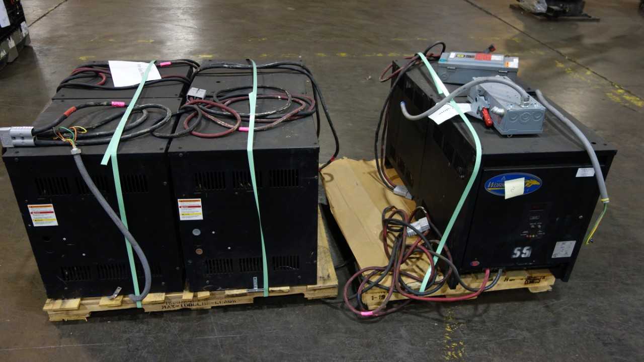 LOT OF 6 APPLIED ENERGY 18R1050E3D 36V-DC WORK HORSE SERIES 2 INDUSTRIAL BATTERY CHARGERS 208/240/480V-AC IN - ELECTRICAL COMPONENTS