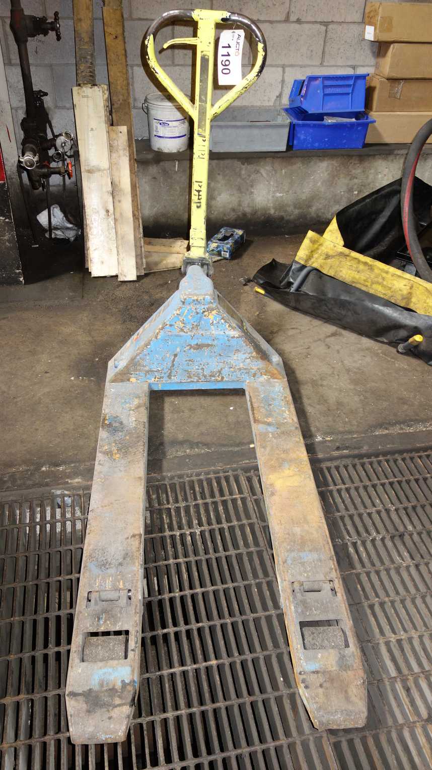 MULTITON PALLET JACK 5500LB - MANUAL PALLET JACKS