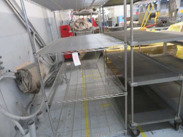 Metal Rack on wheels - MISCELLANEOUS