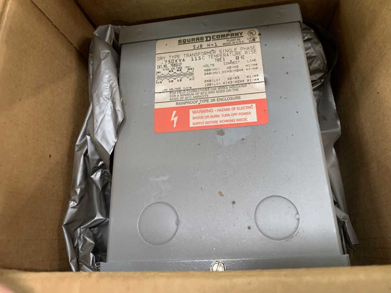 LOT OF 3 TRANSFORMERS SQUARE D AND GENERAL ELECTRIC - CONTROL TRANSFORMERS