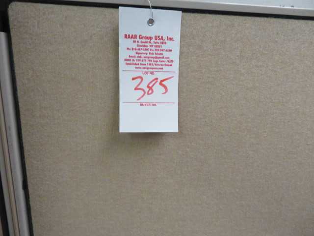 Office Furniture and Panels, Lot - MISCELLANEOUS