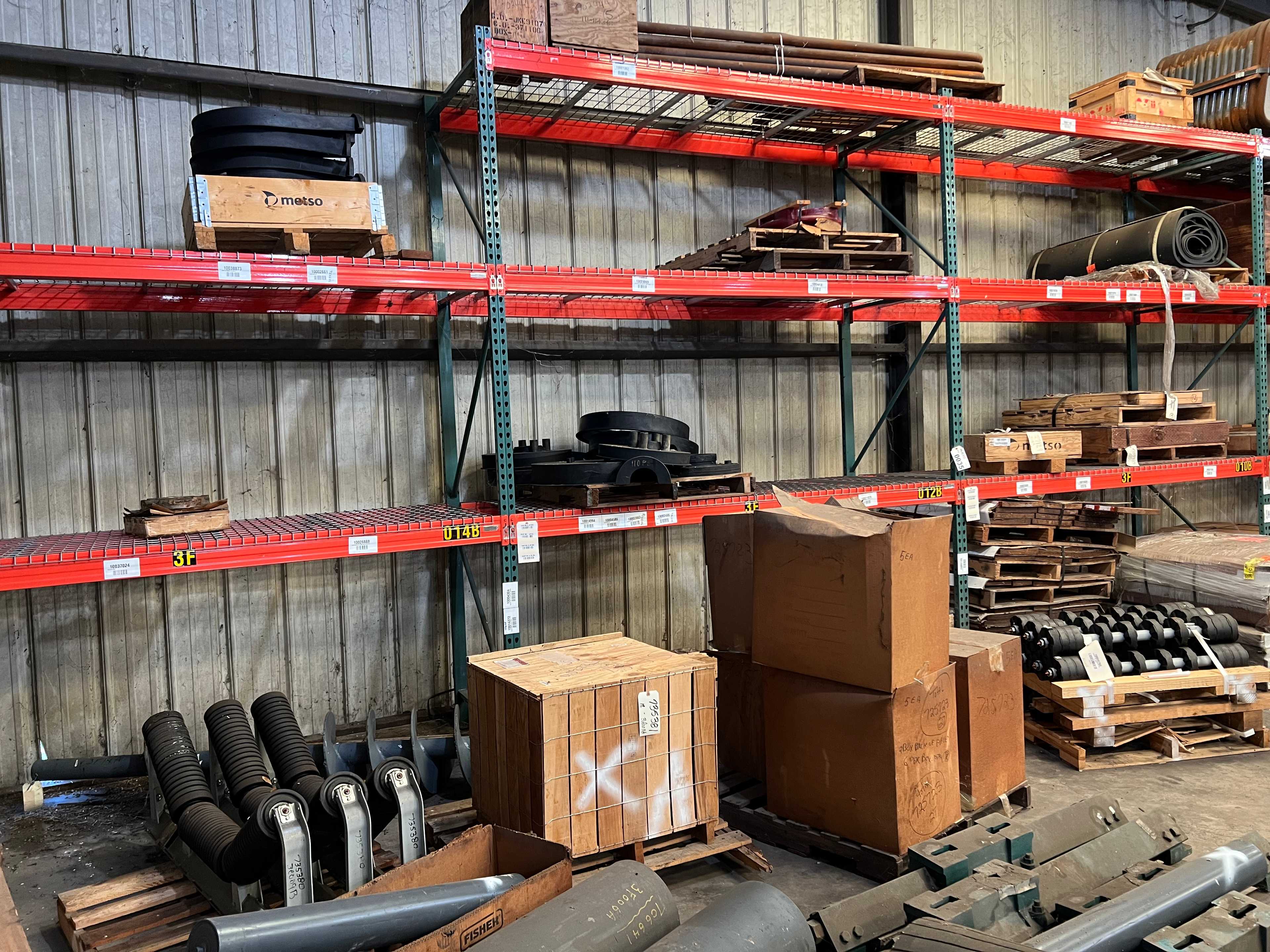 CONTENTS OF RACKING (RACKING NOT INCLUDED) - PALLET RACKING CONTENTS OF RACKING (RACKING NOT INCLUDED) - PALLET RACKING