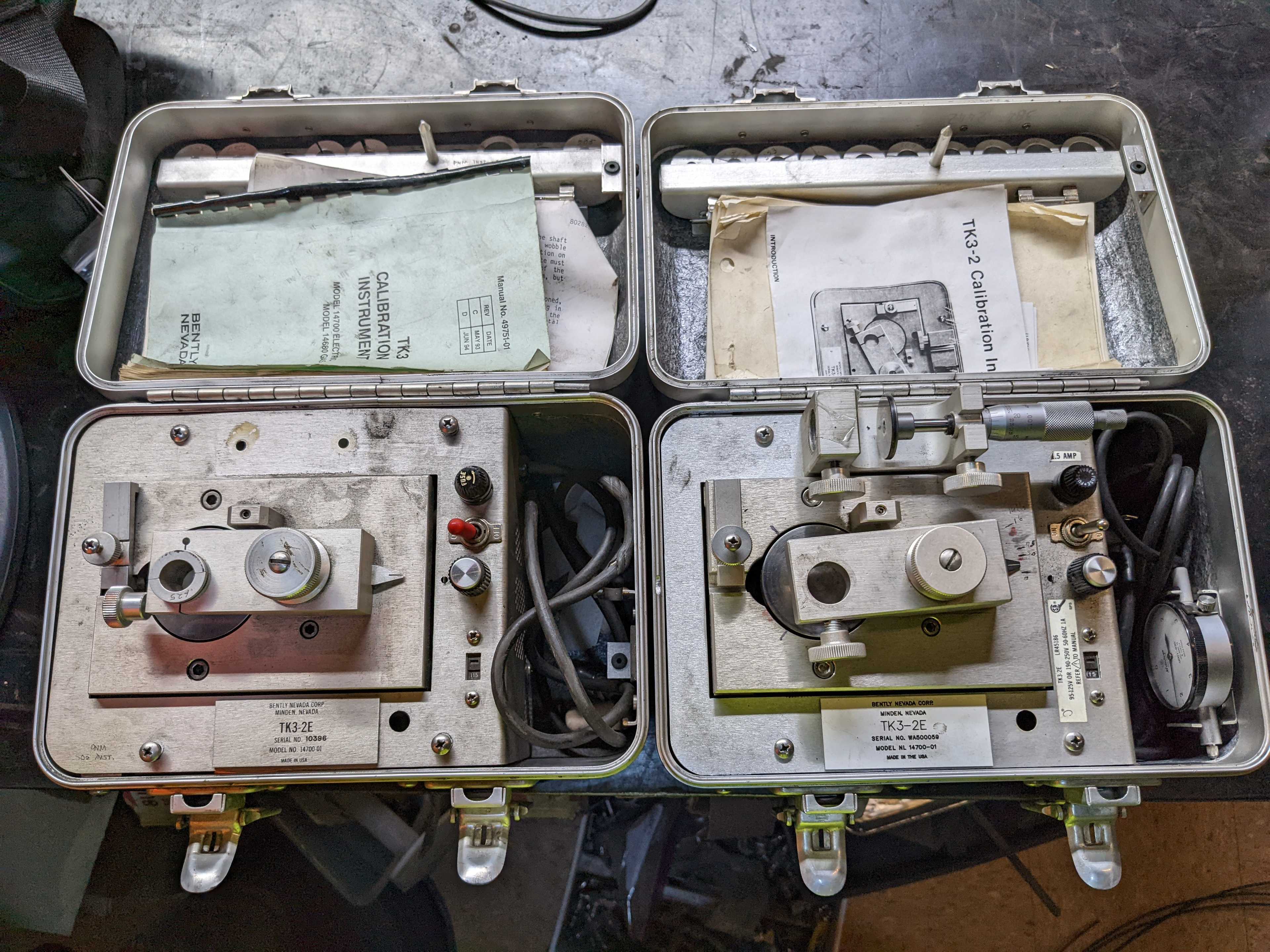 LOT OF TWO CALIBRATION INSTRUMENTS - INSTRUMENTATION