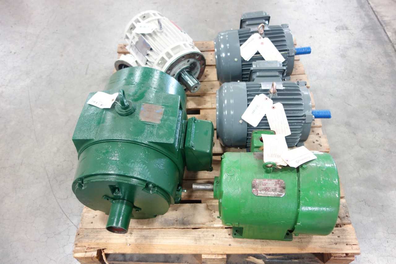 LOT OF ASSORTED MOTORS - ELECTRIC MOTORS