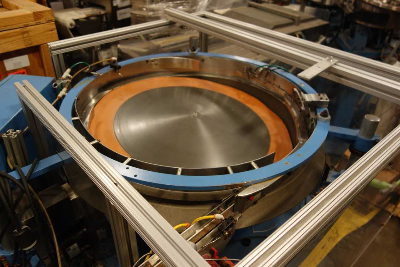 VIBRO BLOCK RD-30 ROTARY DISK FEEDER SYSTEM WITH VBC-73S CONTROLLER - PROCESS EQUIPMENT