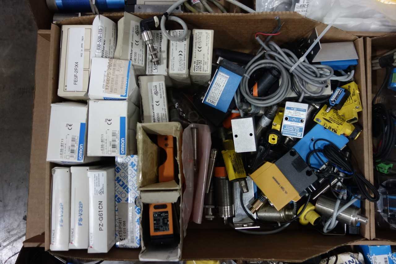 2 PALLETS OF ASSORTED SENSORS - INSTRUMENTATION