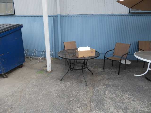 Outdoor Furniture (lot) - MISCELLANEOUS