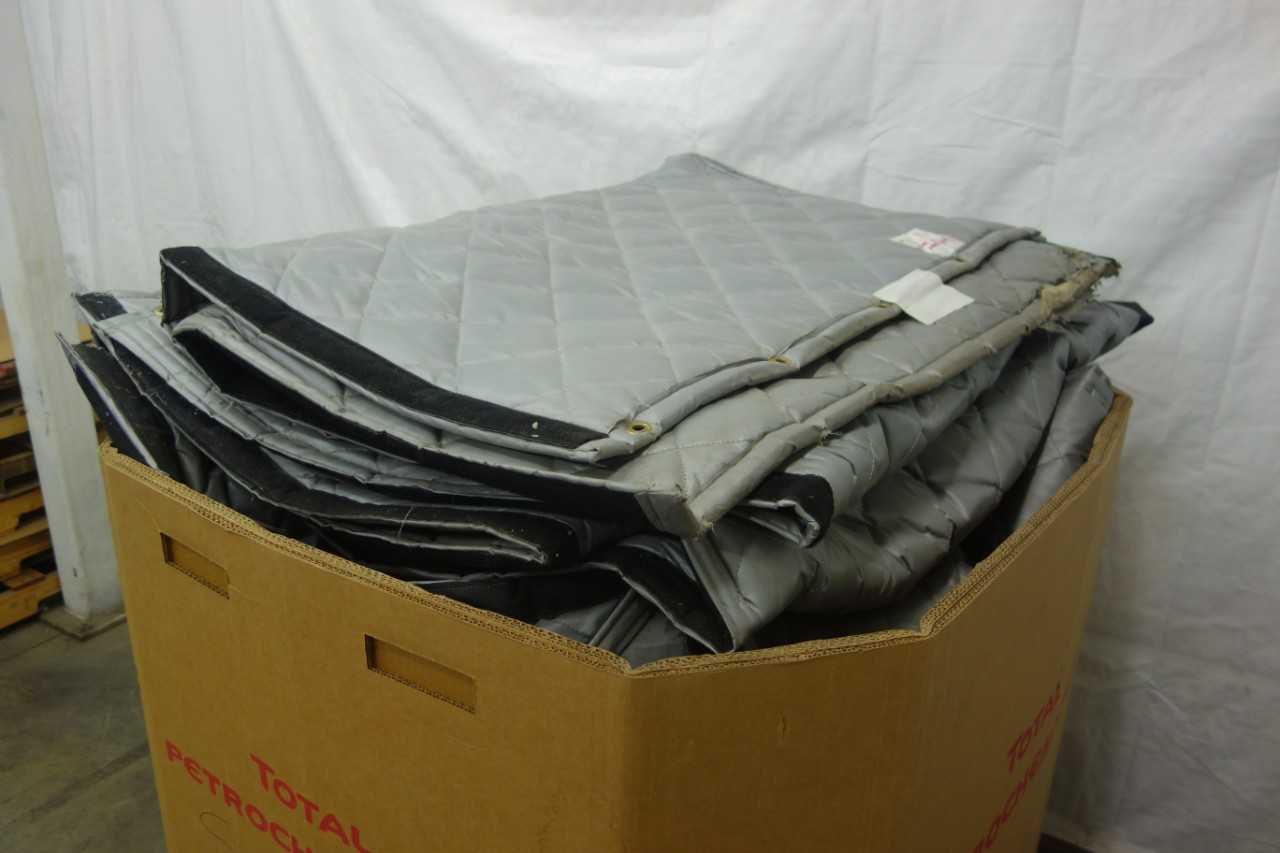 SET OF SINGER SAFETY SOUND STOPPER CURTAINS - SAFETY EQUIPMENT