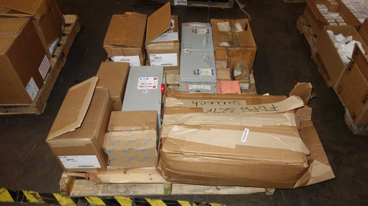 1 PALLET OF ASSORTED EATON DISCONNECT SAFETY SWITCHES, - SAFETY EQUIPMENT