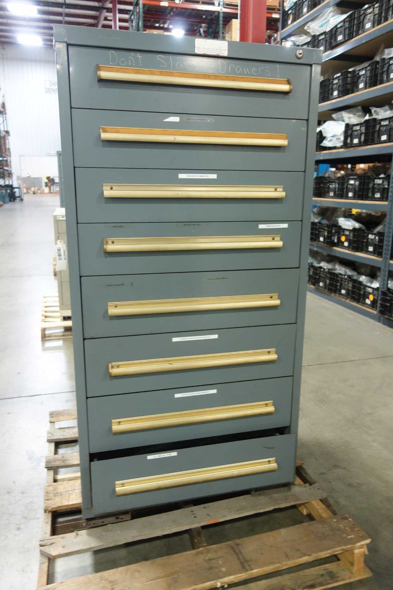EQUIPTO 8 DRAWER TOOL CABINET - TOOL STORAGE