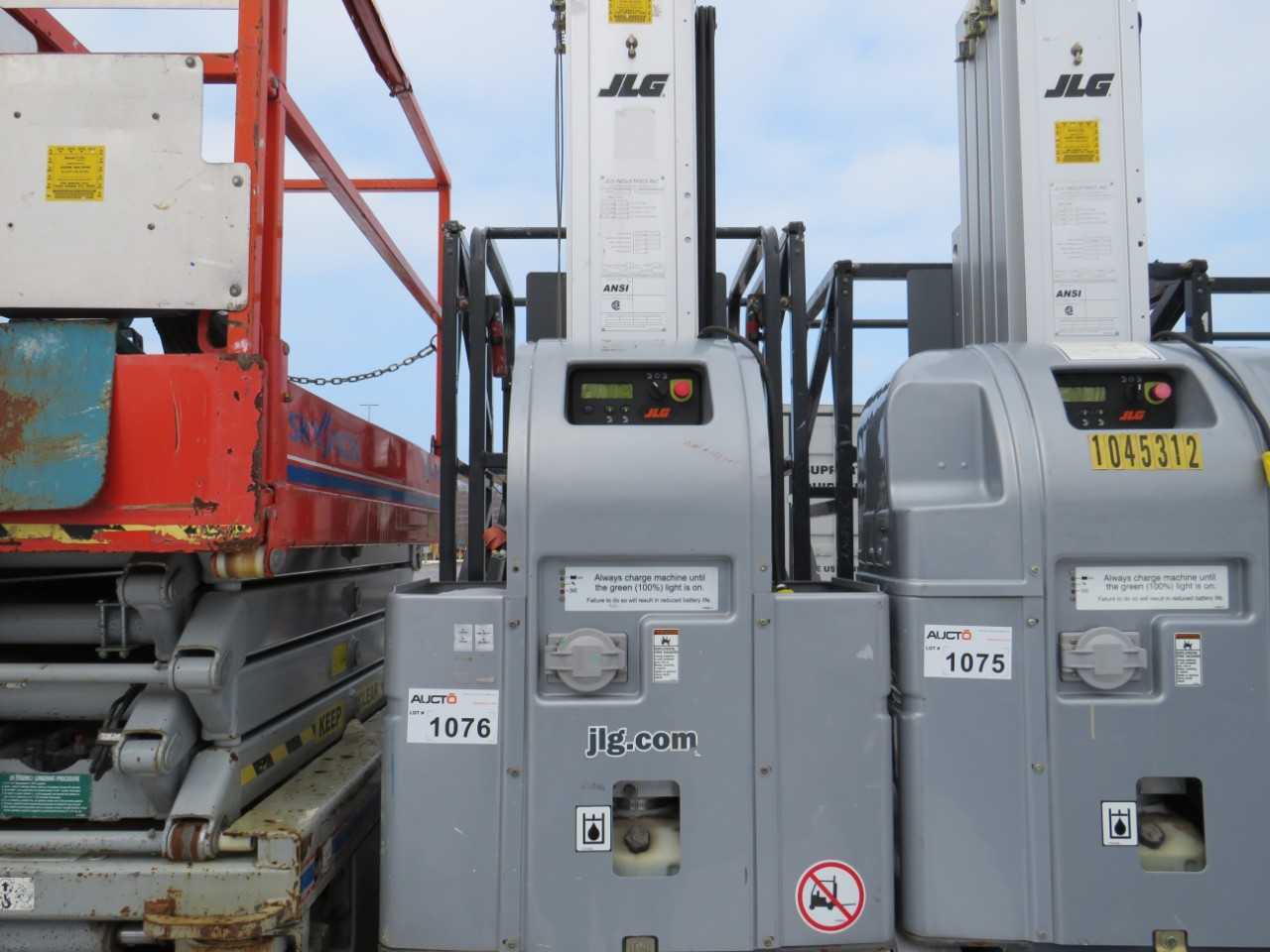 JLG 20MVL DRIVEABLE VERTICAL MAST LIFT - SCISSOR LIFTS