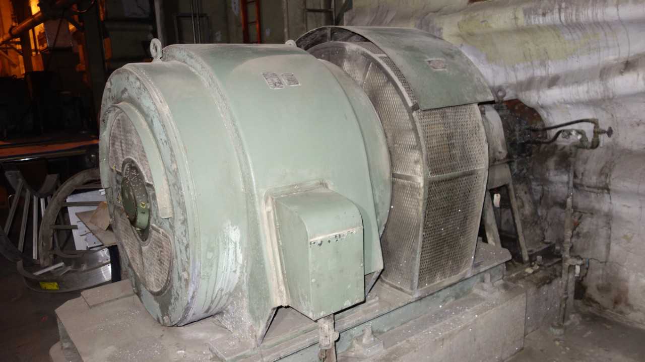 LOT OF 2 ELECTRIC MACHINERY 350HP 2300V-AC INDUCTION MOTOR W/ MAGNETIC DRIVE - ELECTRIC MOTORS