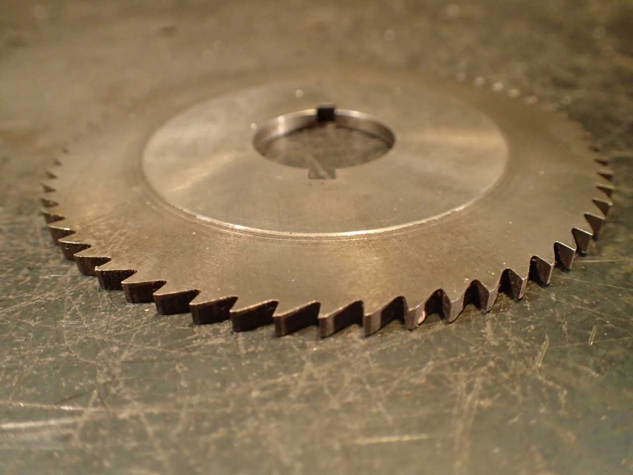 Pellow .135" Metal Slitting Saw Mill Cutter: 3-3/4" OD, 1" Horizontal Arbor Hole - MILLING TOOLS