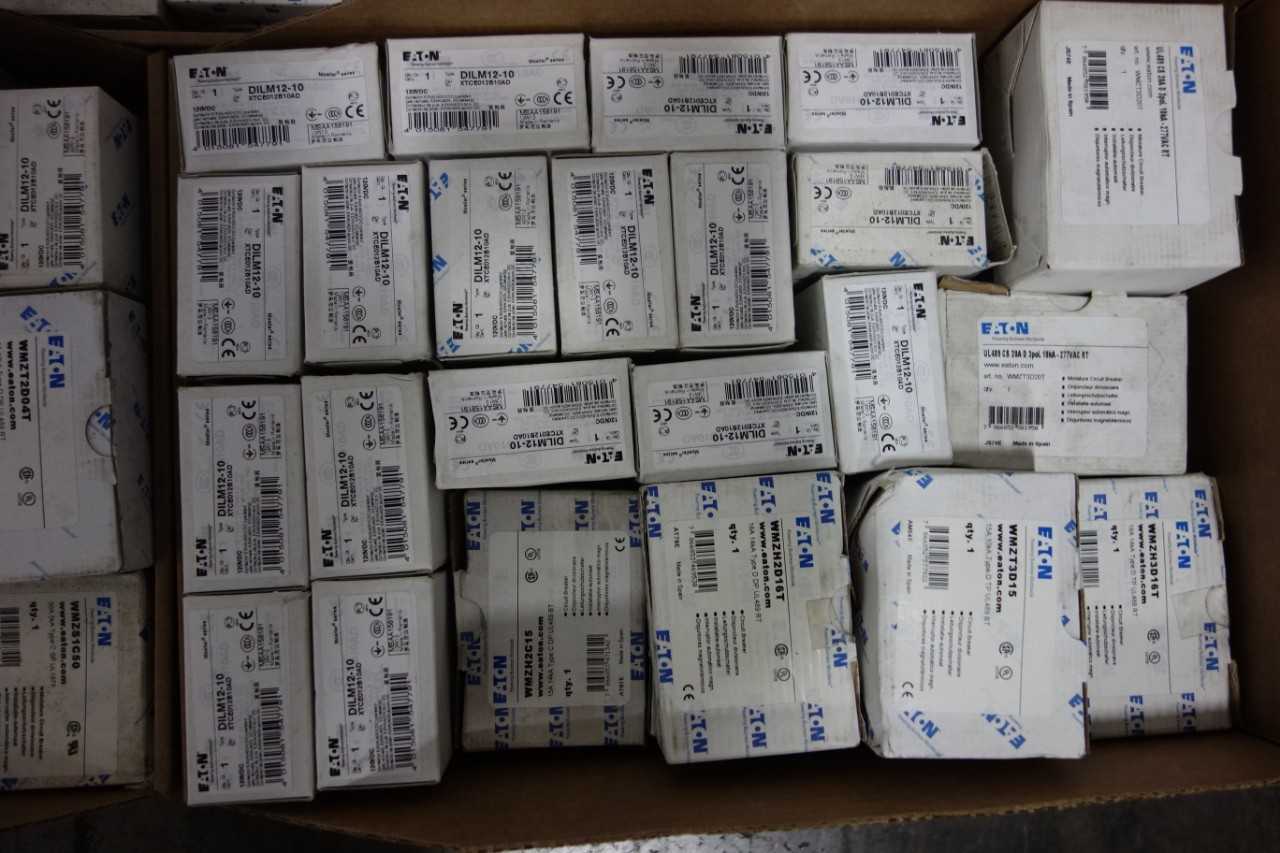 2 PALLETS OF ASSORTED EATON CIRCUIT BREAKERS - CIRCUIT BREAKERS