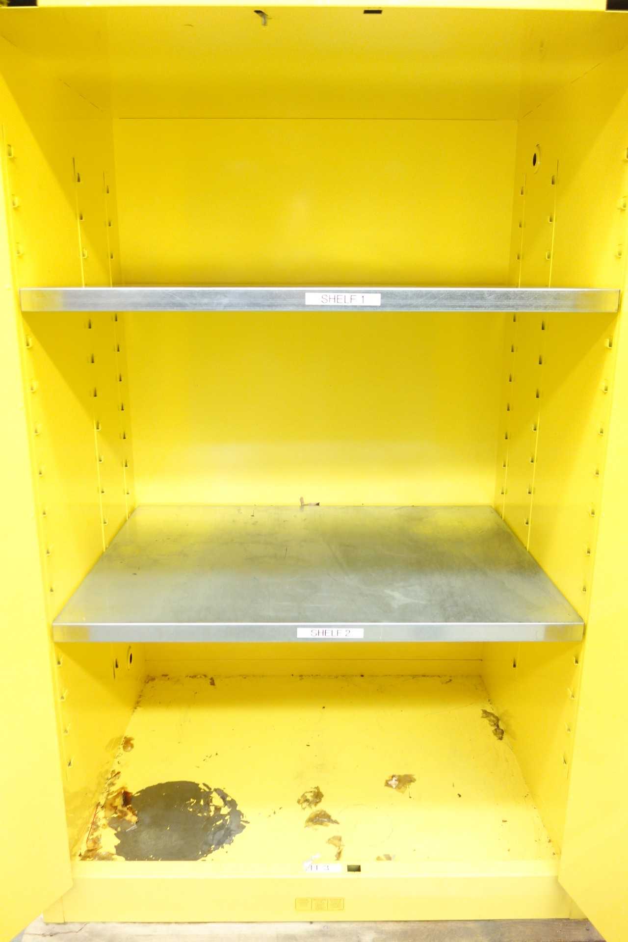 JUSTRITE FLAMMABLE LIQUID STORAGE CABINET - TOOL STORAGE