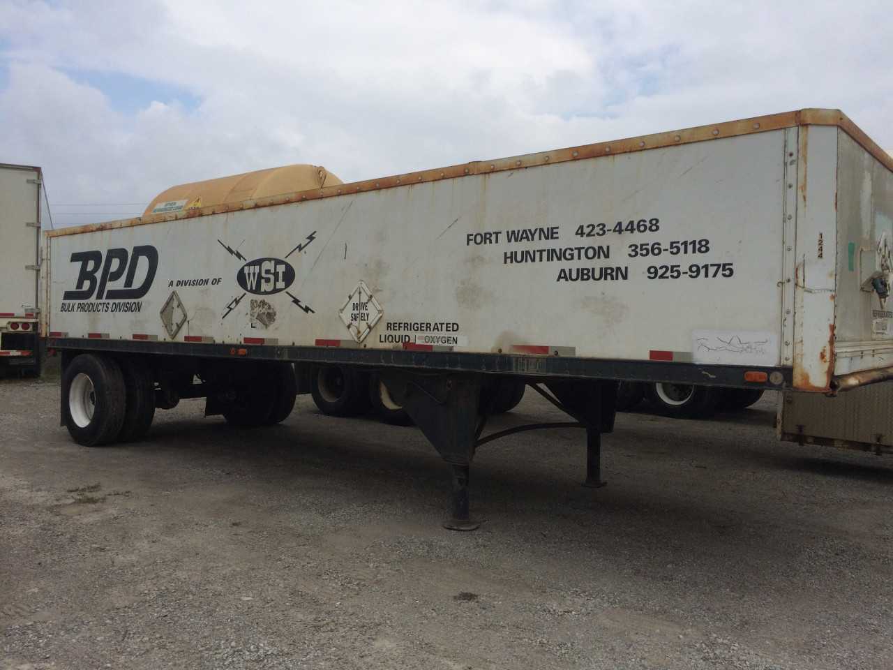 1986 Pines - TRAILERS