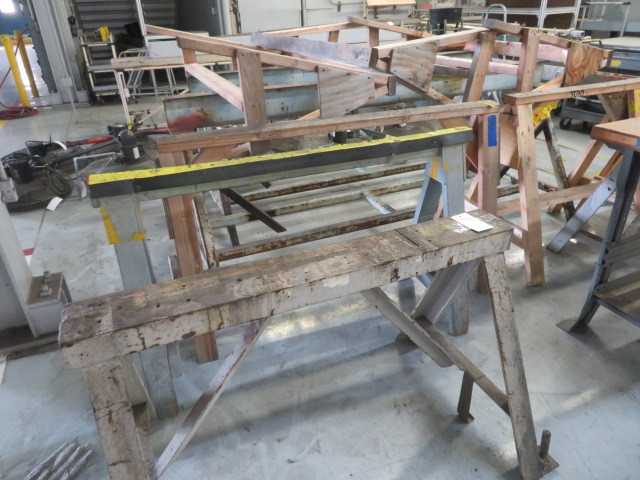 Steel, Aluminum and Wood Sawhorses (lot) - MISCELLANEOUS