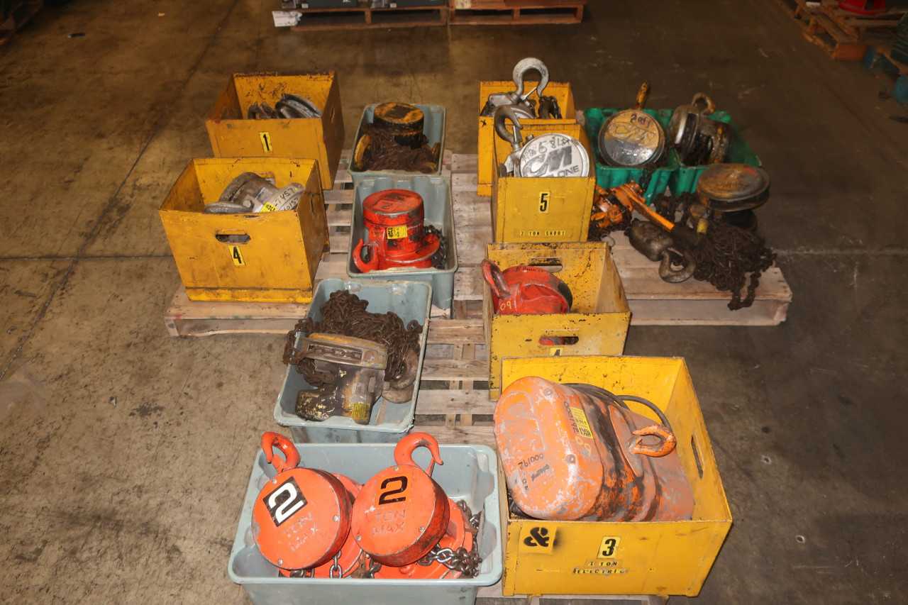 3 PALLETS OF ASSORTED HOISTS 1/2TON-5TON HARRINGTONN CM - LIFTING EQUIPMENT