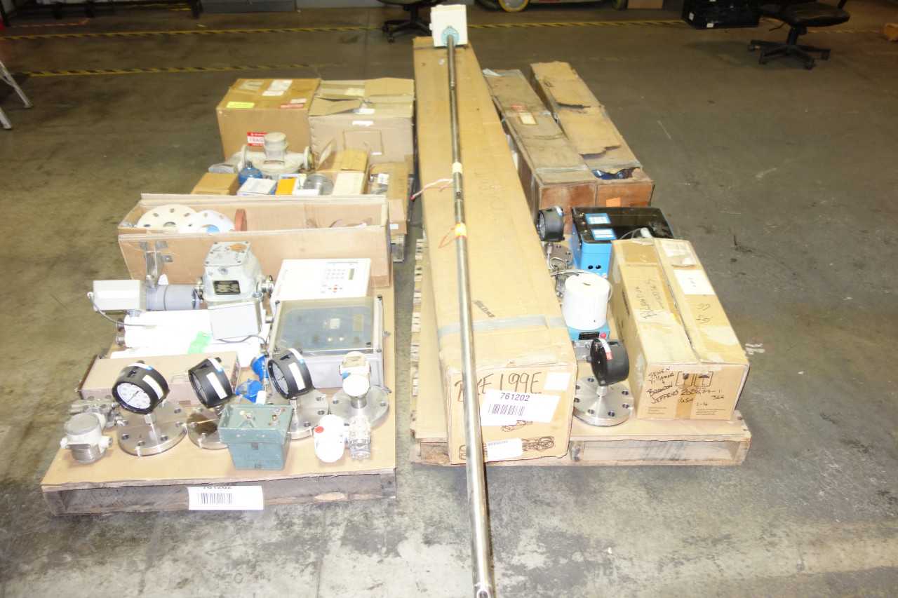 4 PALLETS OF ASSORTED TRANSMITTERS, FLOW METERS, SENSORS, CONTROLS, GAUGES - INSTRUMENTATION