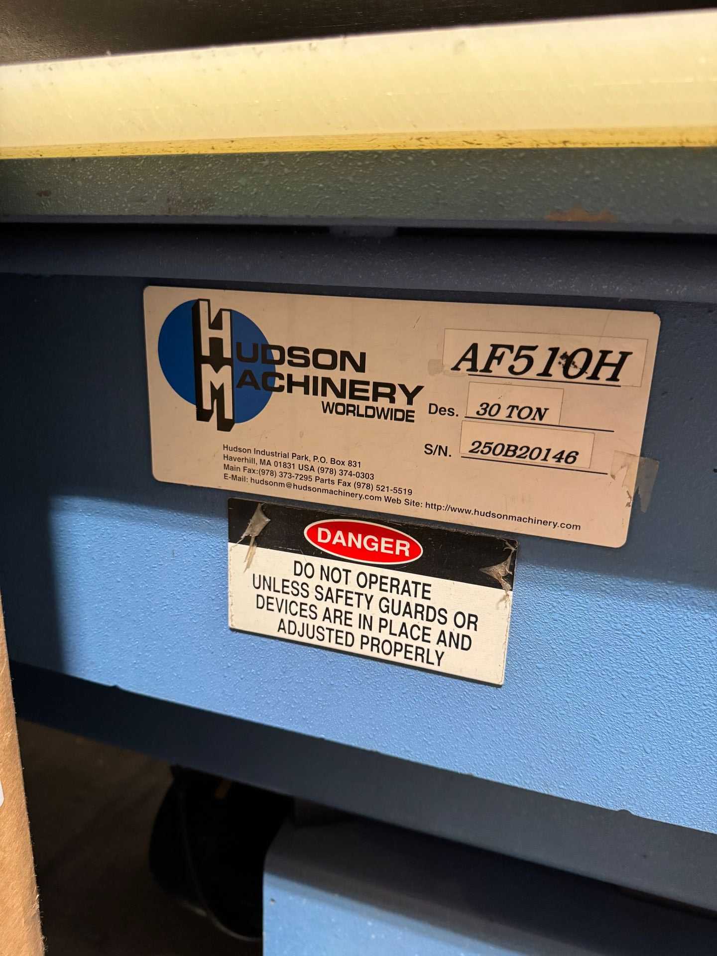 Hudson Machinery AF510H 30-Ton Die Cutting Machine - MACHINE TOOLING